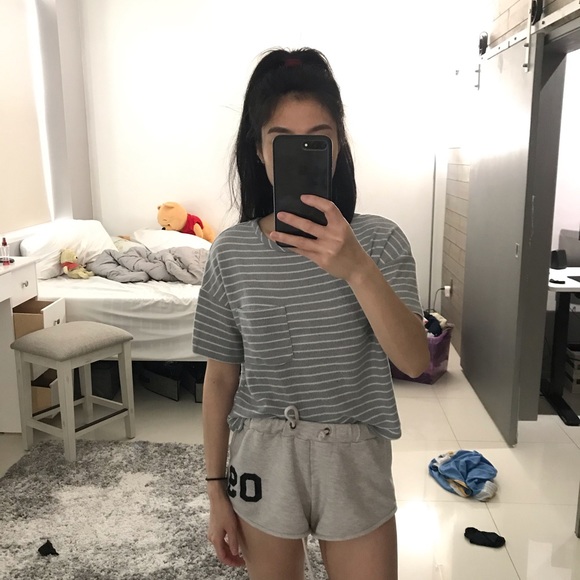 7 item size small women’s clothing top bundle - Picture 5 of 8